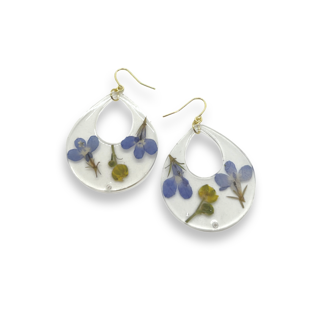 Teardrop cut-out flower earrings